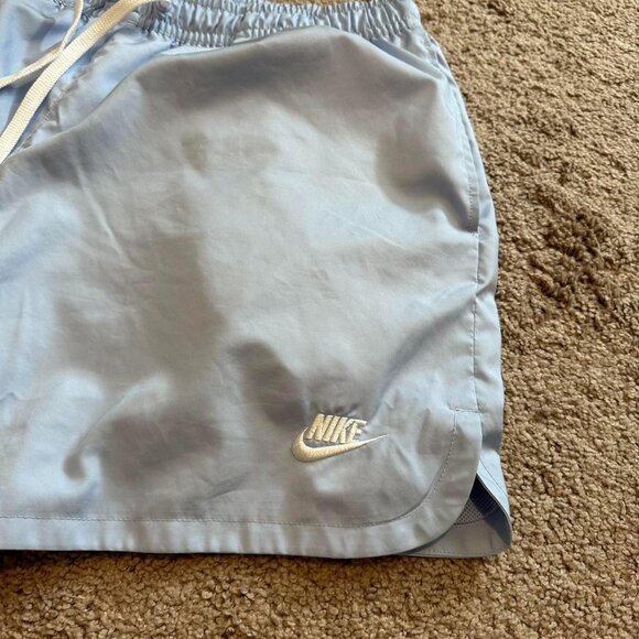 Nike Woven Flow Shorts - Picture 2 of 4